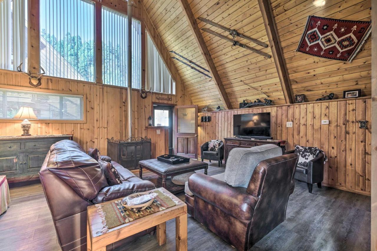 Ski-Inandski-Out Red River Cabin With Mtn Views! Kültér fotó