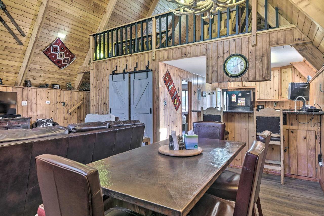 Ski-Inandski-Out Red River Cabin With Mtn Views! Kültér fotó